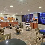 Holiday Inn Express Detroit-Birmingham By Ihg 