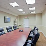 Holiday Inn Express Detroit-Birmingham By Ihg 