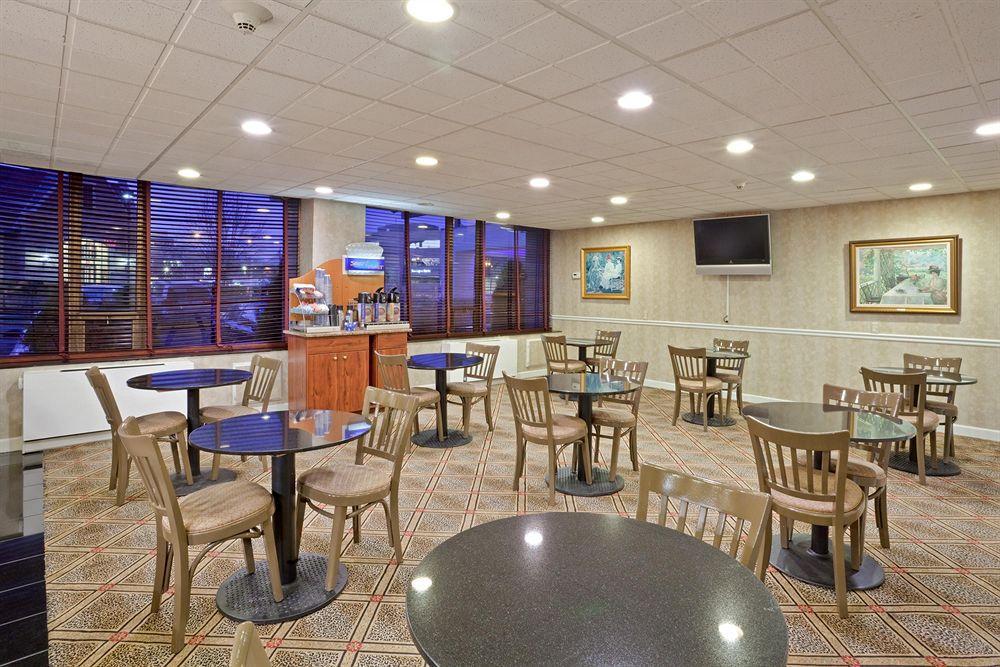 Express Detroit-birmingham By Ihg Birmingham