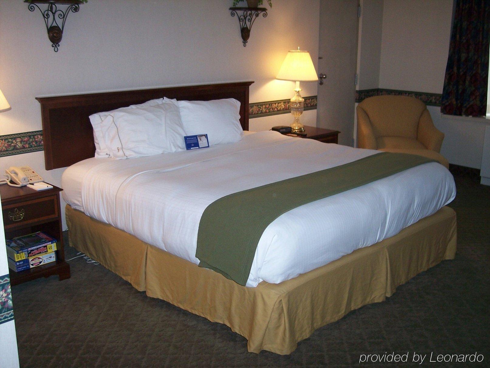 Express Detroit-birmingham By Ihg Hotel